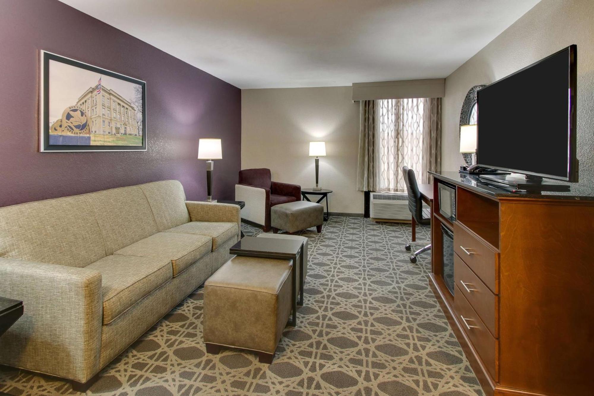 Drury Inn & Suites Поплар Блъф Екстериор снимка